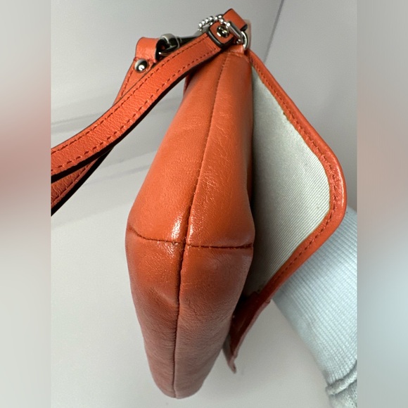 Coach Like New Ashley Large Flap Leather Wallet Wristlet - Picture 6 of 13